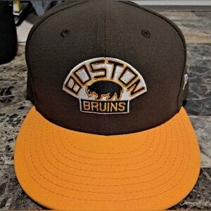 Boston Bruins New Era Fitted Hat Brown/Gold Bear Vintage NHL Line 7 1/2 59FIFTY